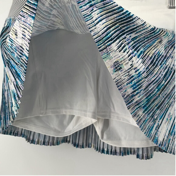 Lululemon Time To Shine Skirt tennis skirt skort
Blurry Stripe Battleship sz 10 - Picture 7 of 12